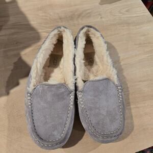 Ugg women Ansley Slipper light gray sz 8